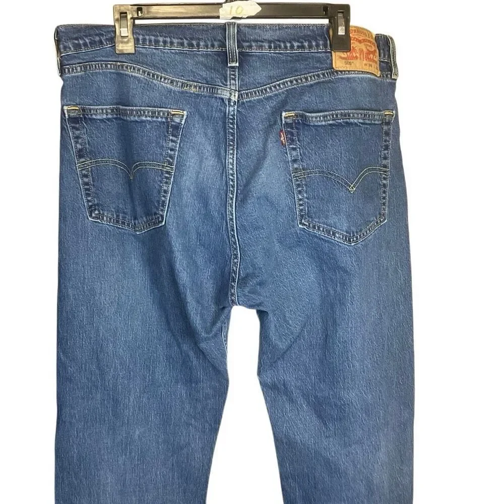 Levi’s 505 medium wash non ripped jeans men’s 36/32 #756